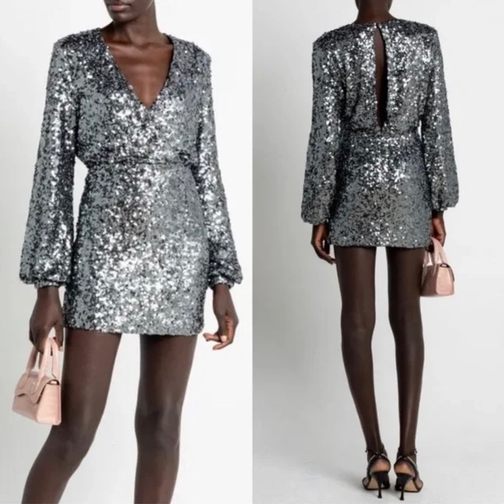 O.P.T. NWT One Pretty Time Charcoal Silver Sequin Long Sleeve V Neck Mini Dress